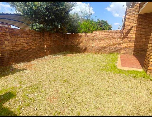 2 BEDROOM APARTMENT FOR SALE IN CLARINA